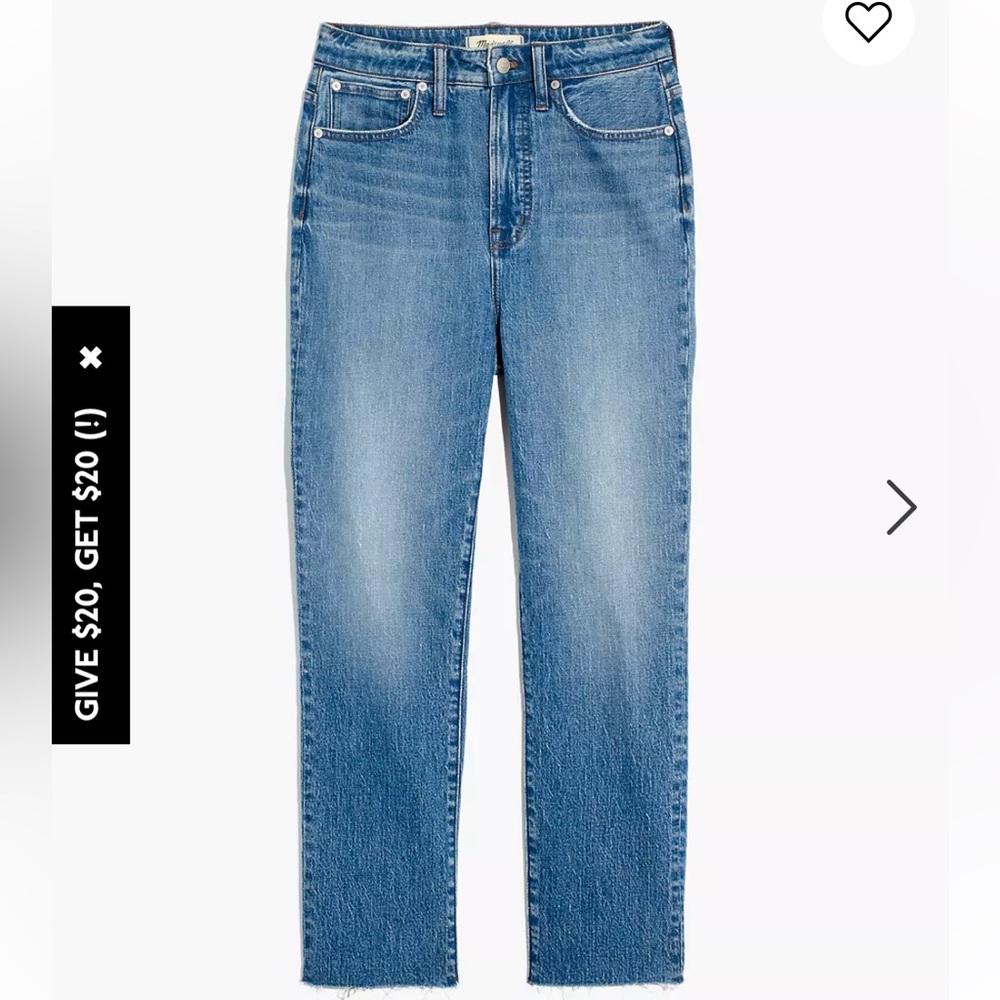 The Petite Curvy Perfect Vintage Jean in Enmore Wash 27P. Excellent condition